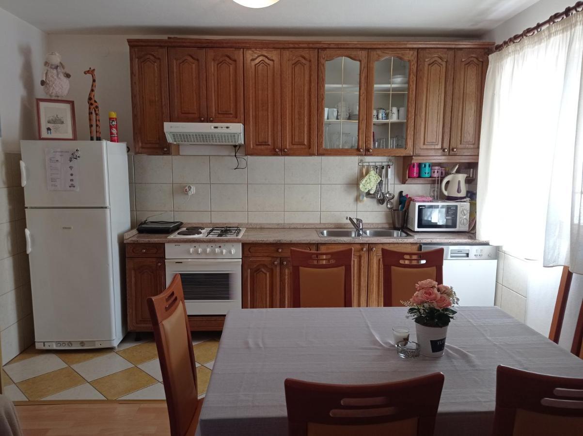Apartments Anita Nečujam Kültér fotó